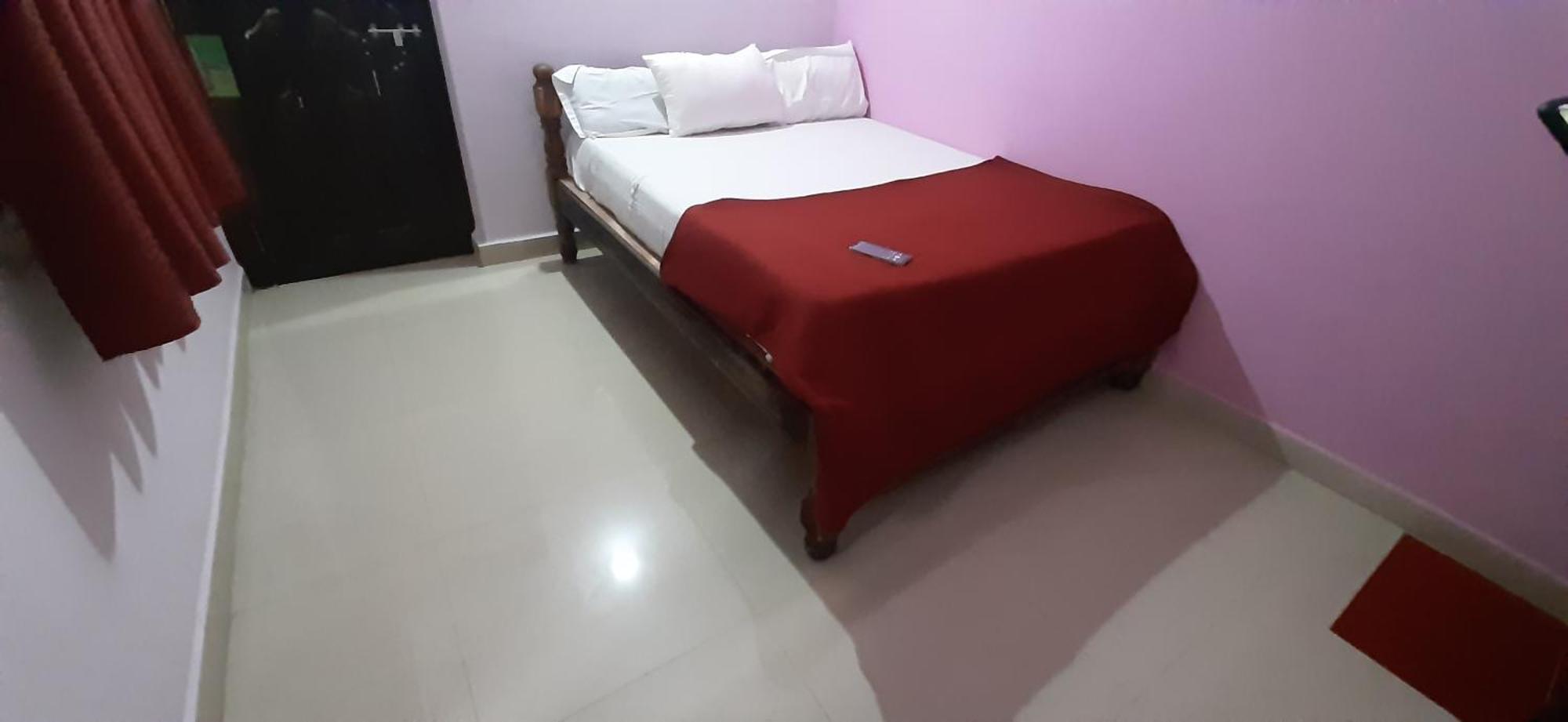 Pihu Hotel オールド･ゴア エクステリア 写真